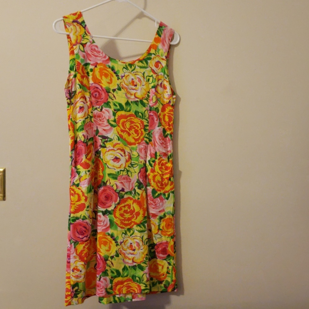 Dress with pockets